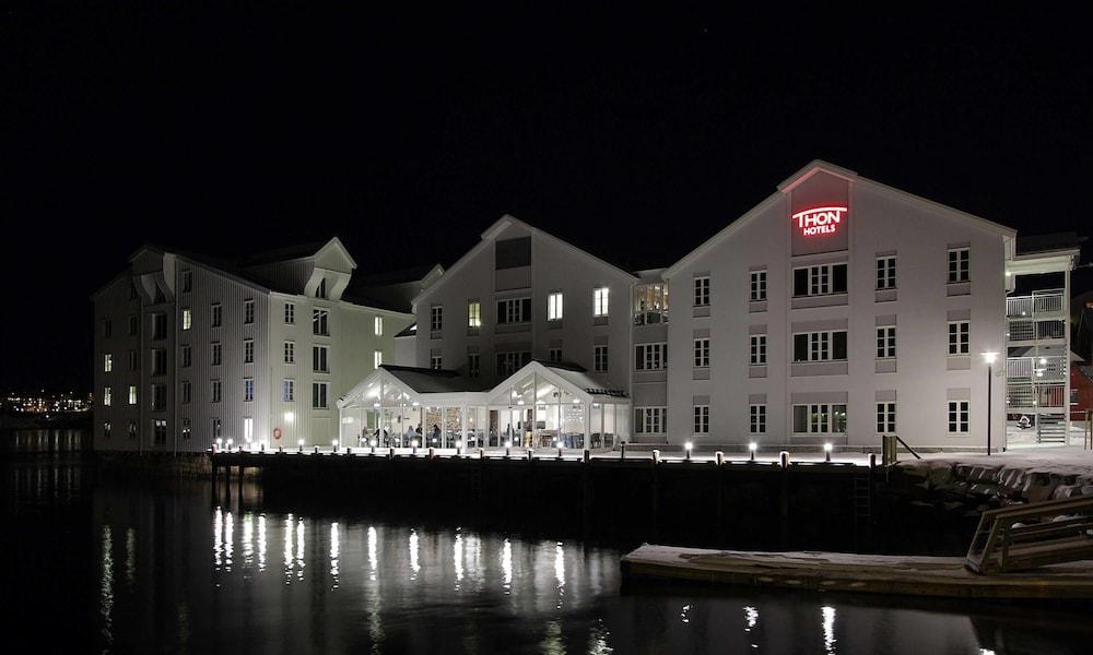 Thon Hotel Kristiansund Exterior photo